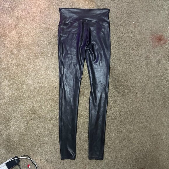 Size Small Spanx Faux Leather Black Leggings - Picture 5 of 6